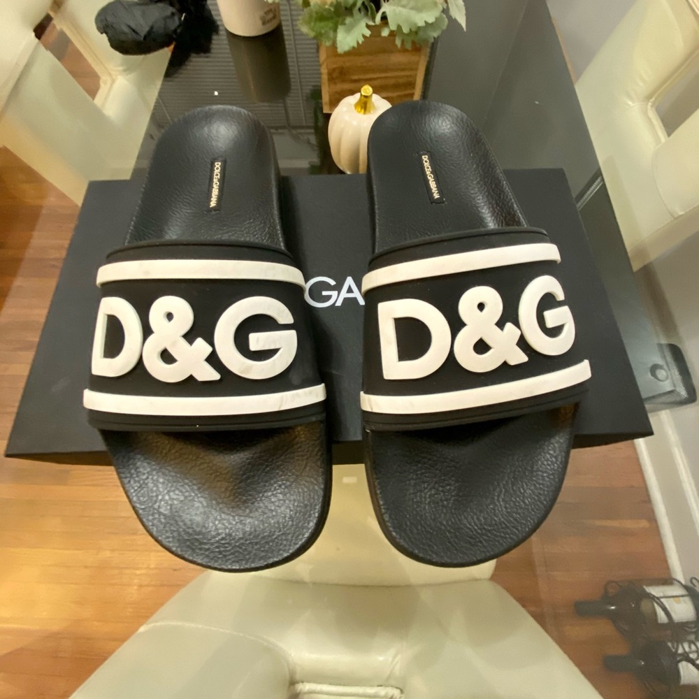 Men’s DOLCE & GABBANA SLIDES, size 10